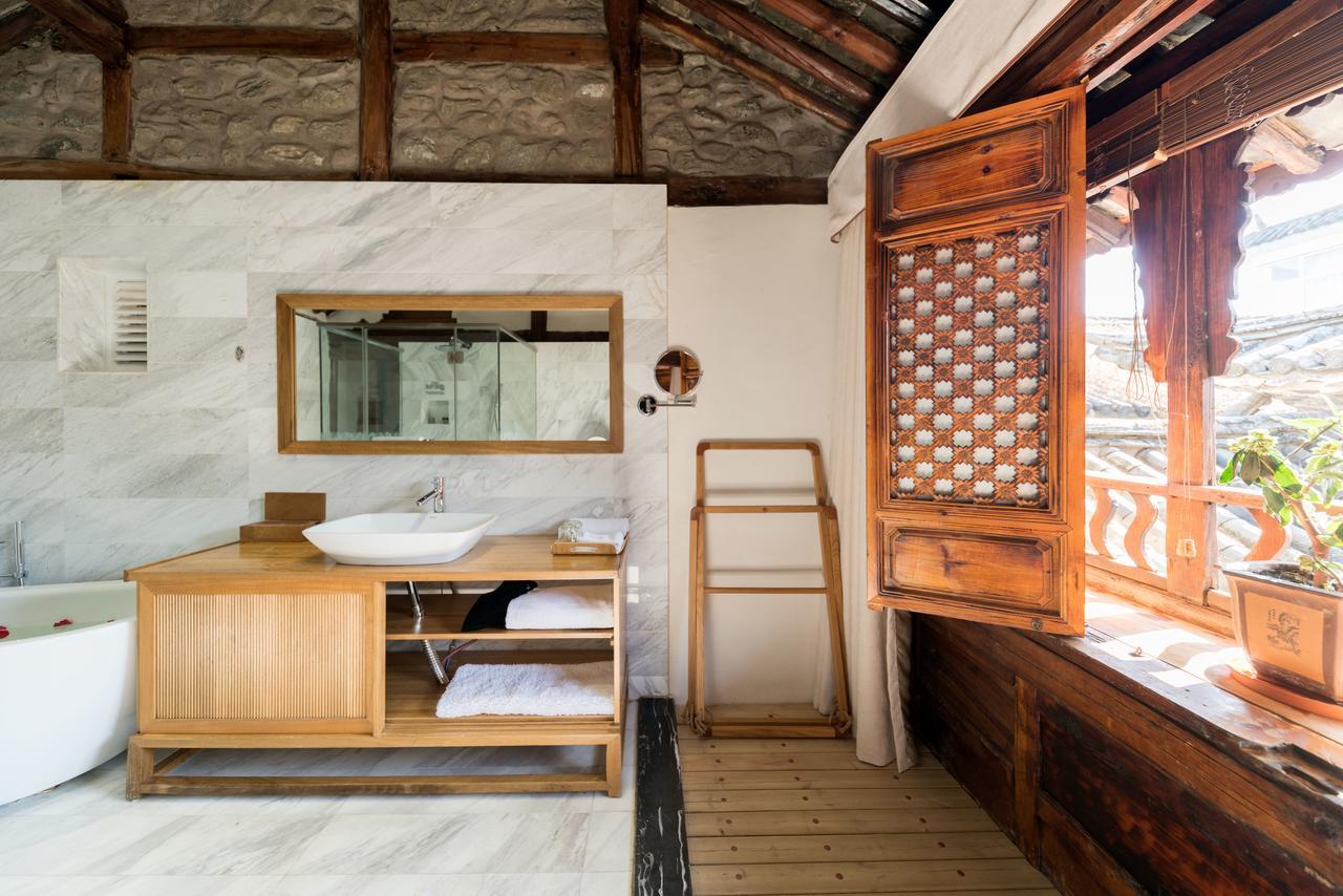 Dali Old Courtyard Boutique Inn Стая снимка